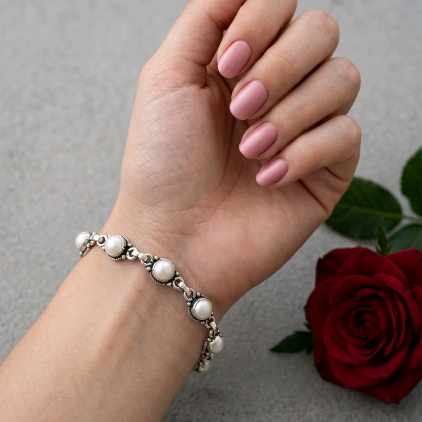 Vintage Style Pearl Bracelet 